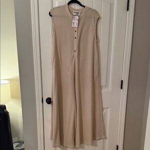 Bucketlist Wide Leg Jumper NWT size L